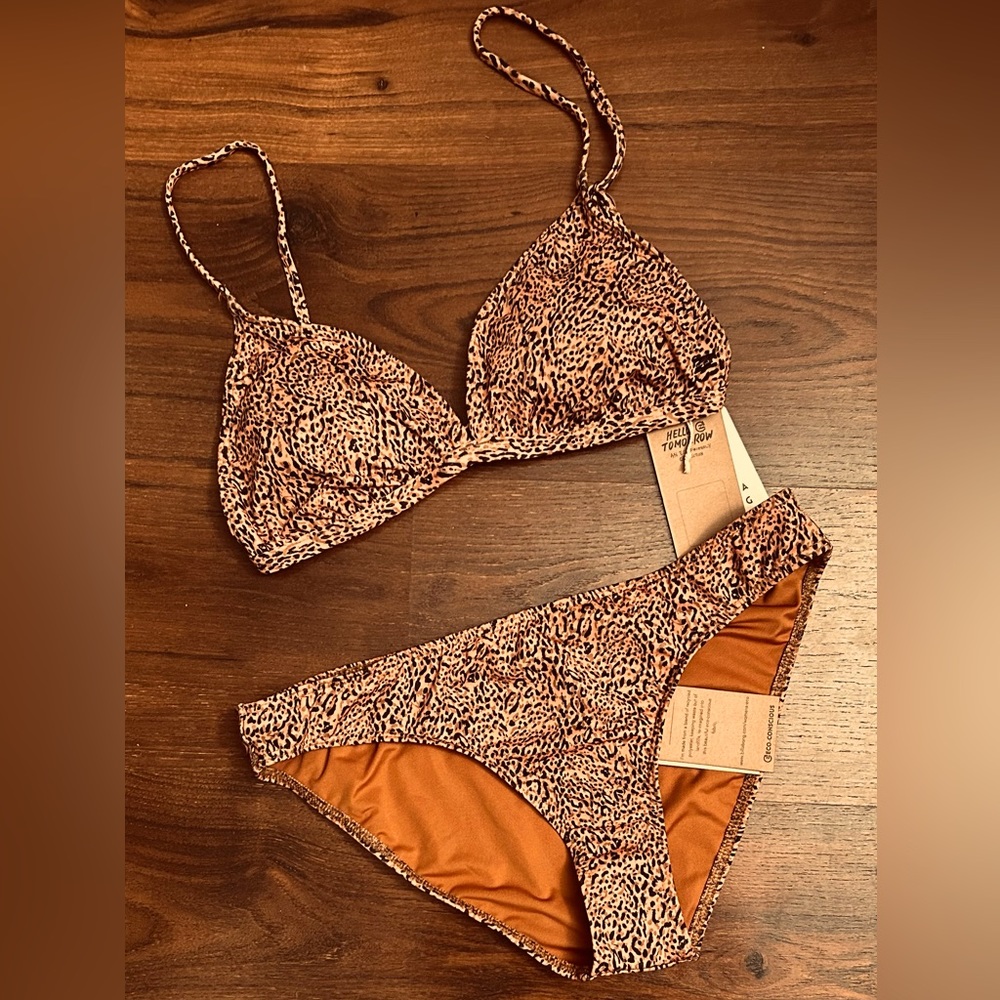NWT Billabong Hidden Shore Ceci triangle bikini set - XL TOP/L BOT